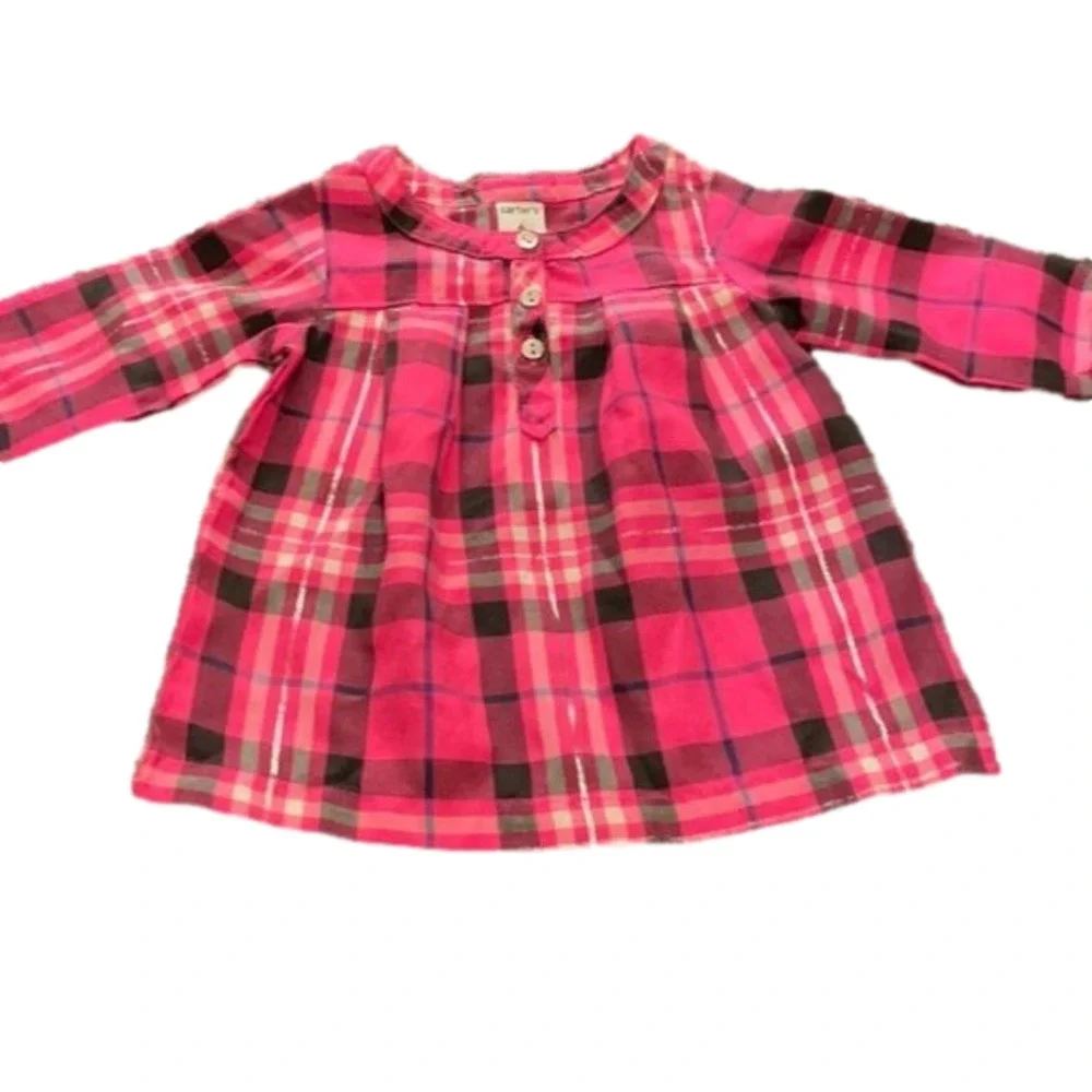𝅺carter’s 6 m girls plaid like top. Good condition